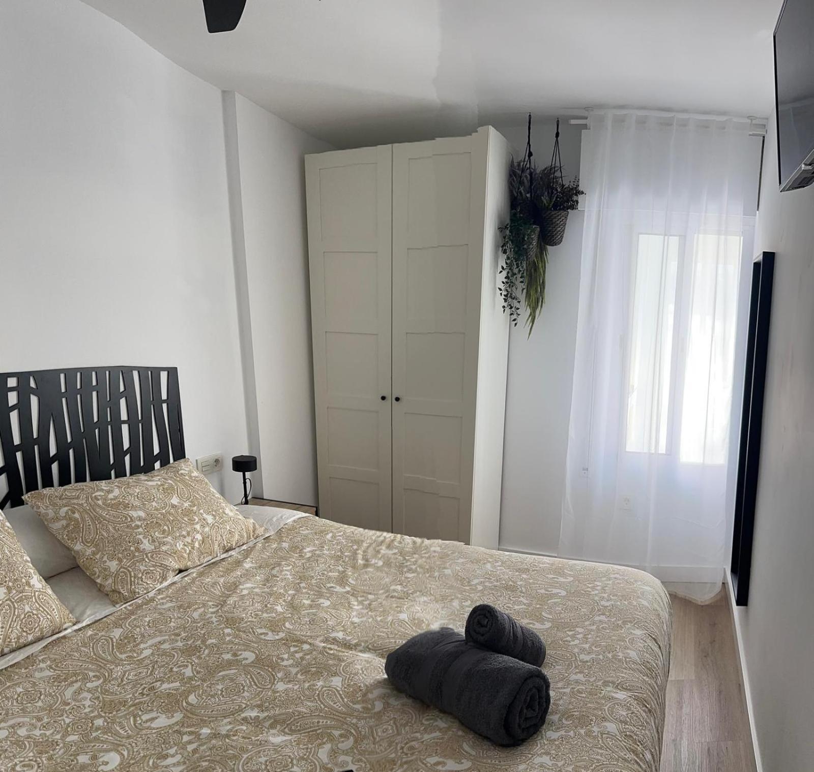 Iris 25 Apartment เบนัลมาเดนา ภายนอก รูปภาพ